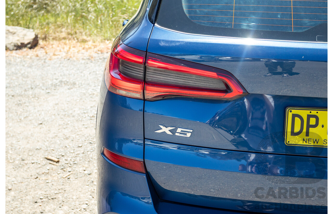 09/2019 BMW X5 xDrive30d M-Sport Performance Package (4x4) MY20 G05 4d Wagon Phytonic Blue Metallic Turbo Diesel 3.0L