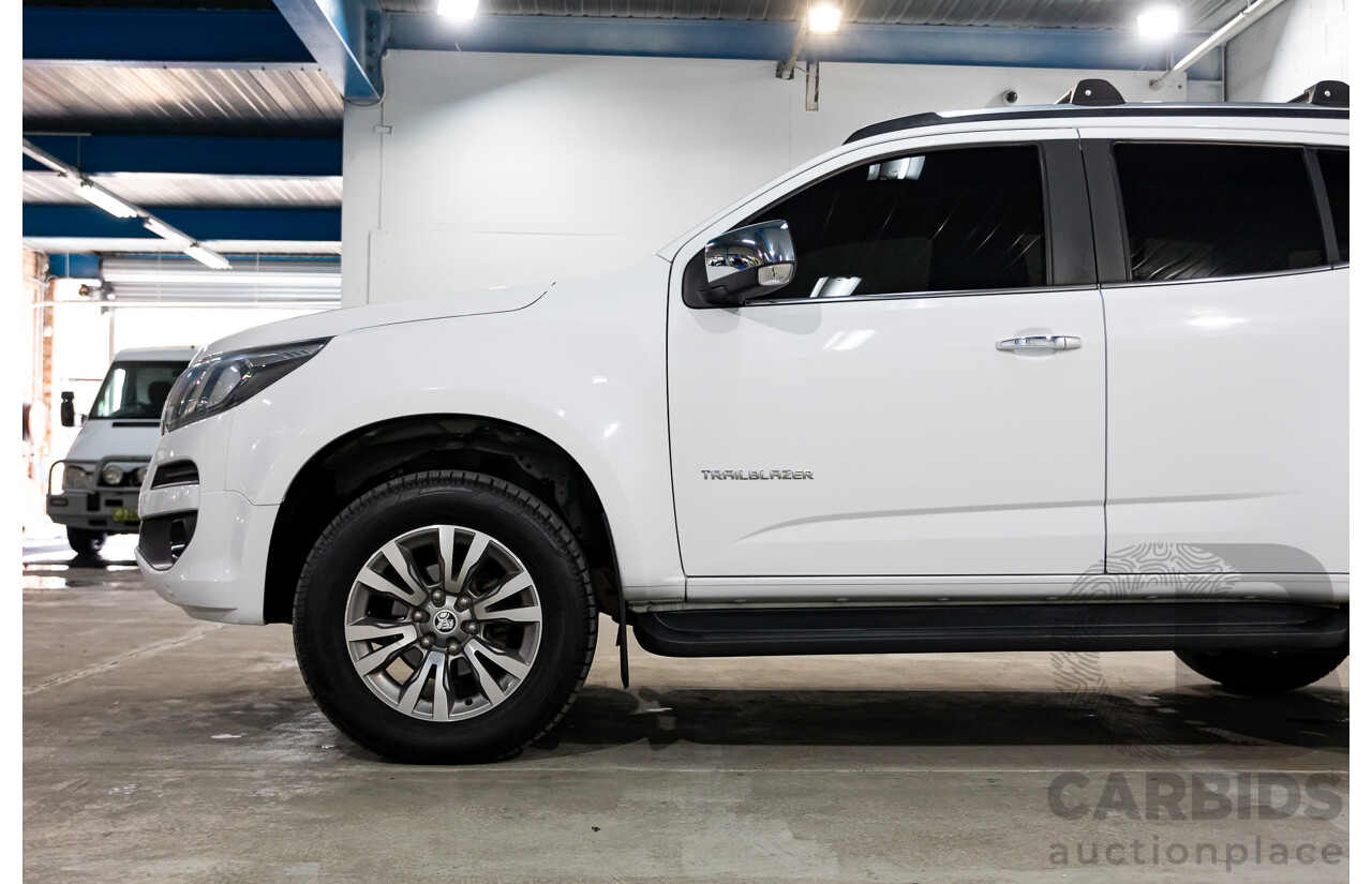 01/2017 Holden Trailblazer LTZ (4x4) RG MY17 4d Wagon Summit White Turbo Diesel 2.8L