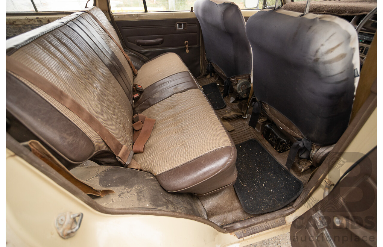 1/1981 Toyota Landcruiser Standard FJ60RV (4x4) 4d Wagon Beige 4.2L