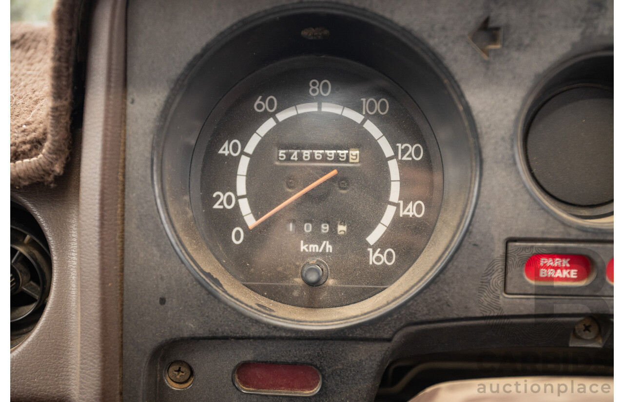 1/1981 Toyota Landcruiser Standard FJ60RV (4x4) 4d Wagon Beige 4.2L