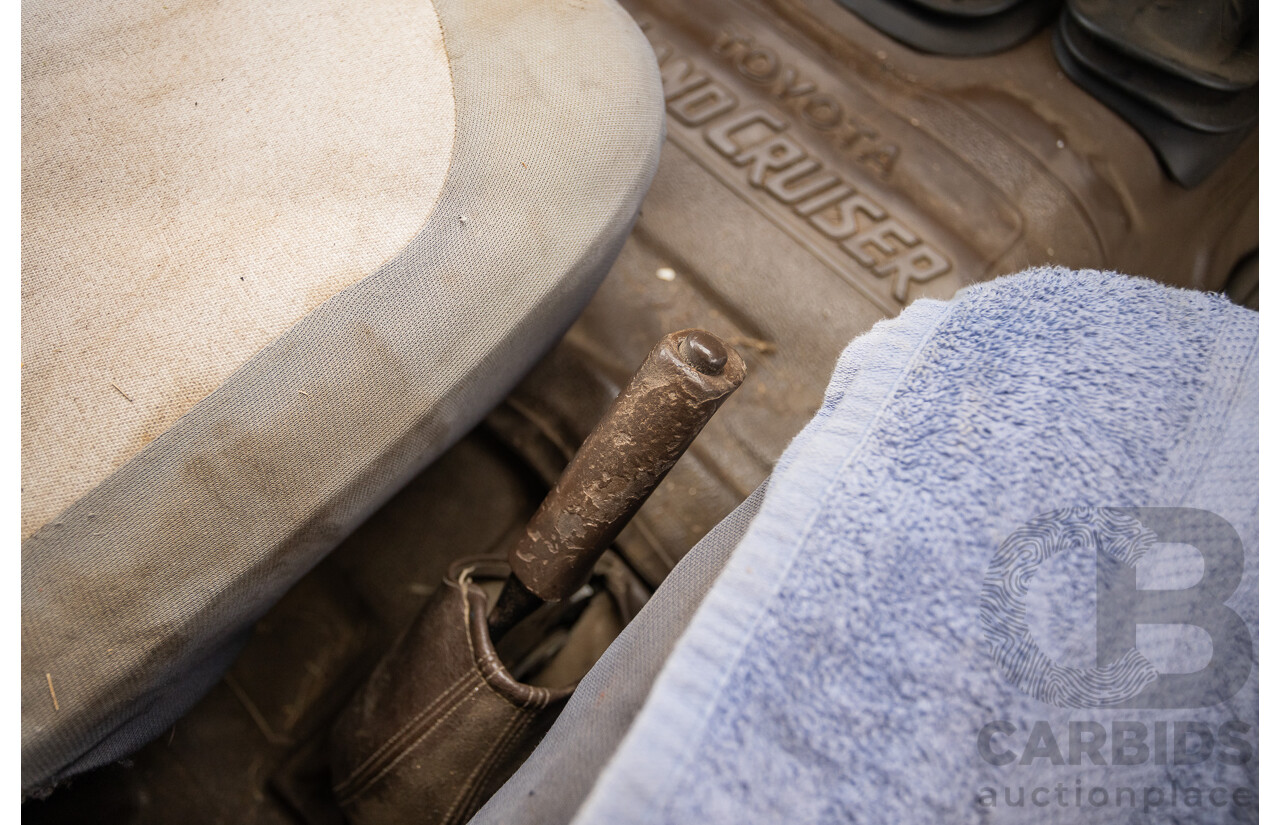 1/1981 Toyota Landcruiser Standard FJ60RV (4x4) 4d Wagon Beige 4.2L