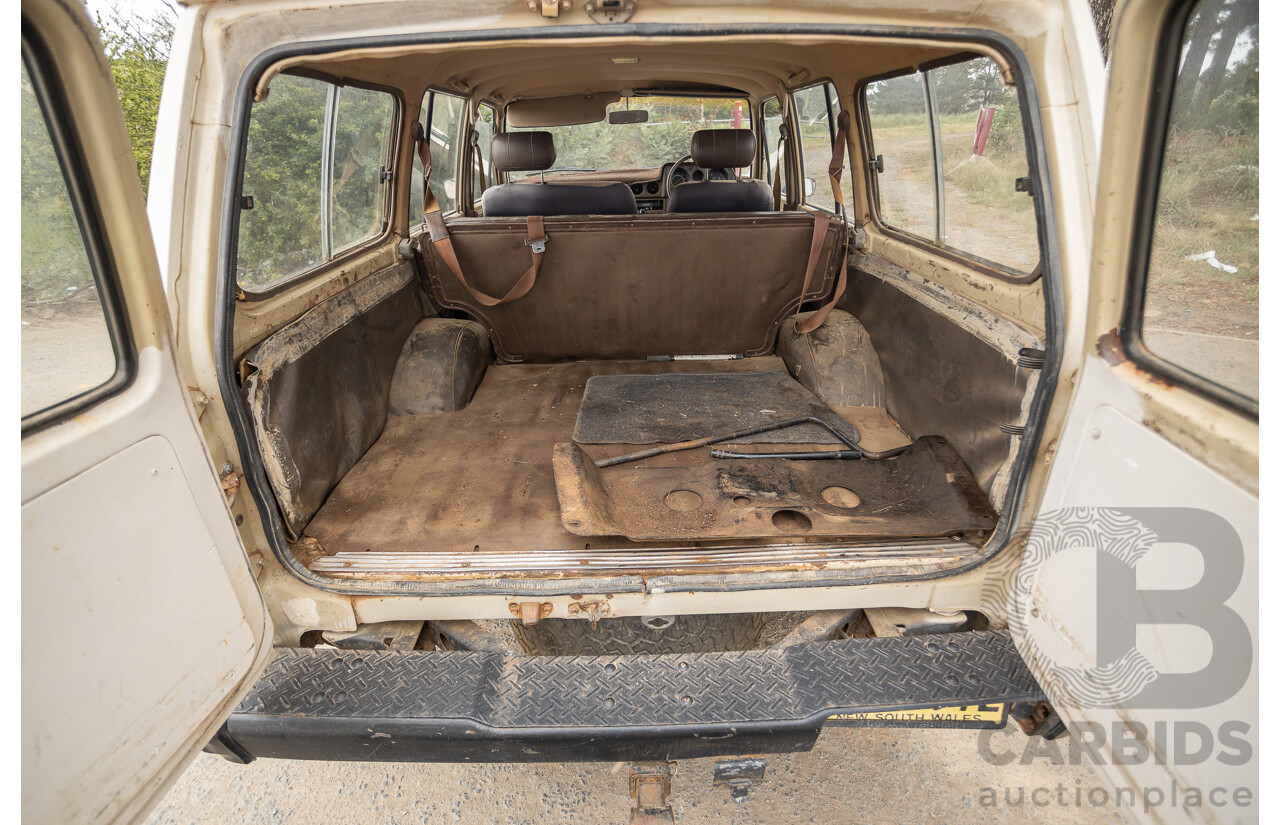 1/1981 Toyota Landcruiser Standard FJ60RV (4x4) 4d Wagon Beige 4.2L