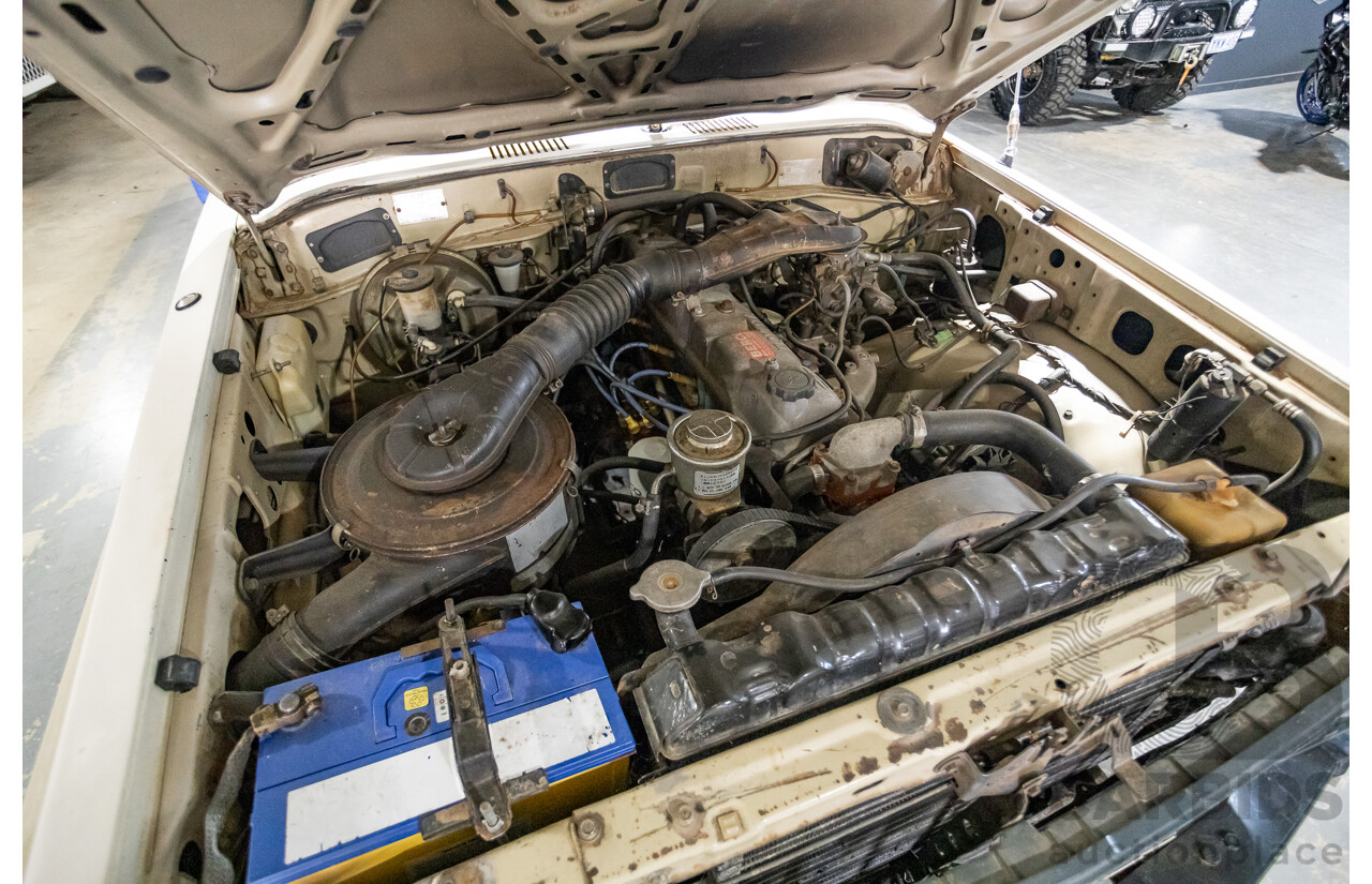 1/1981 Toyota Landcruiser Standard FJ60RV (4x4) 4d Wagon Beige 4.2L