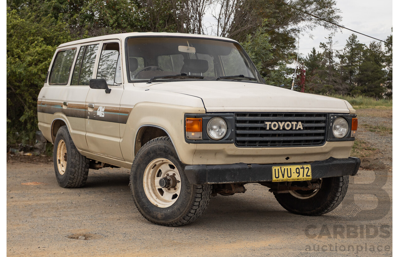 1/1981 Toyota Landcruiser Standard FJ60RV (4x4) 4d Wagon Beige 4.2L
