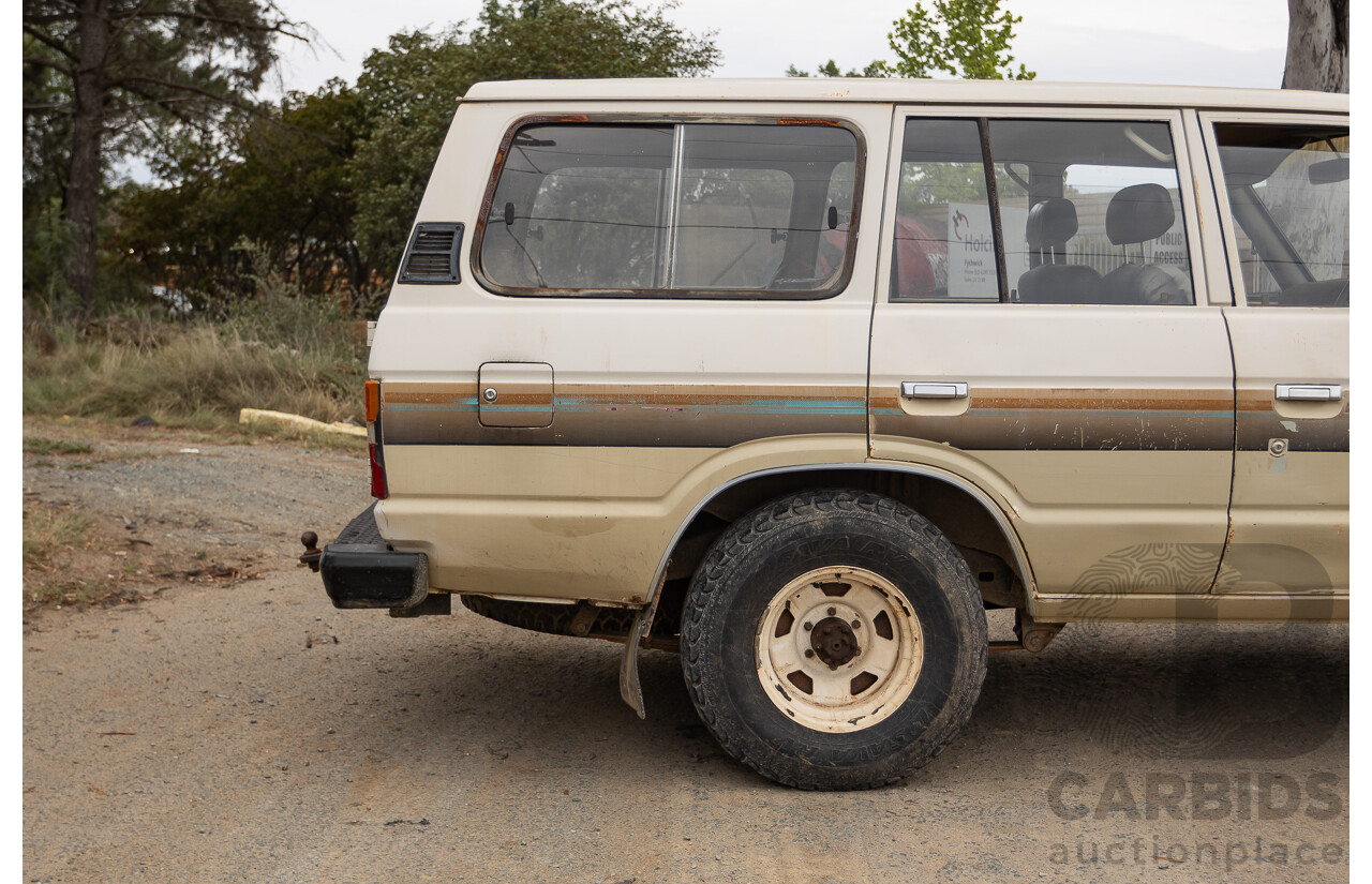 1/1981 Toyota Landcruiser Standard FJ60RV (4x4) 4d Wagon Beige 4.2L