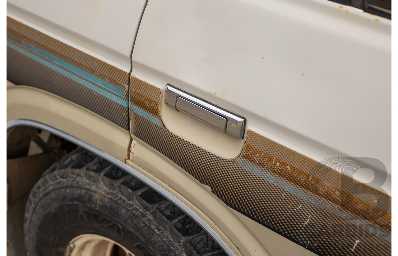 1/1981 Toyota Landcruiser Standard FJ60RV (4x4) 4d Wagon Beige 4.2L