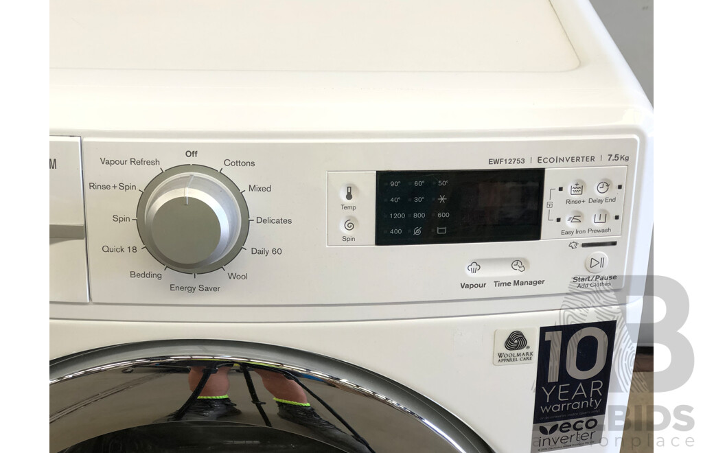 Electrolux 7.5kg Vapour Action System Front Load Washing Machine with Sensor Wash