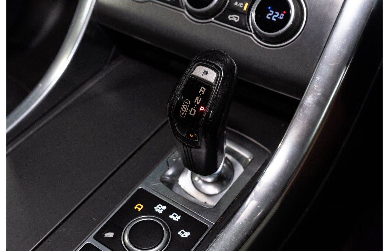 03/2017 Land Rover Range Rover Sport 3.0 TDV6 SE (AWD) LW MY17 4d Wagon Corris Grey Metallic Turbo Diesel 3.0L