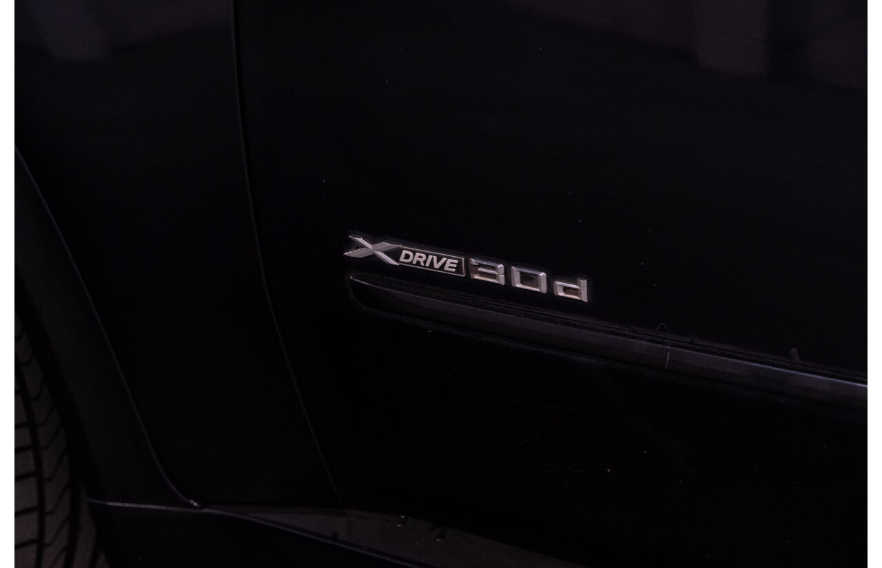 8/2013 Bmw X5 Xdrive 30d M Sport E70 MY12 UPGRADE 4d Wagon Carbon Black Metallic Turbo Diesel 3.0L