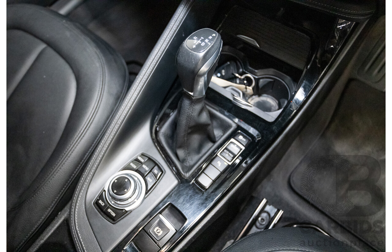 03/2016 BMW X1 sDrive 18D F48 4D Wagon Silver Turbo Diesel 2.0L