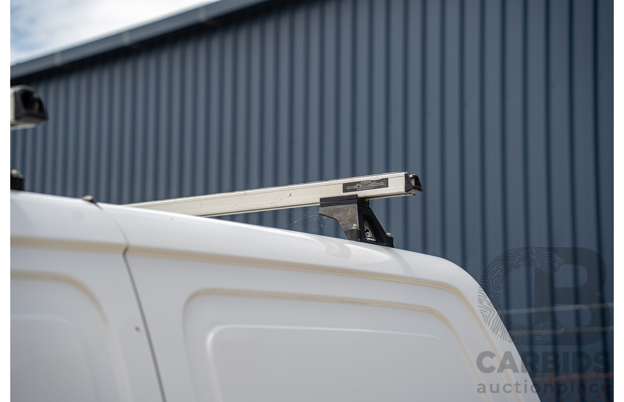 10/2020 Hyundai i-Load 3S TWIN SWING TQ4 MY21 4D Van Creamy White Turbo Diesel 2.5L