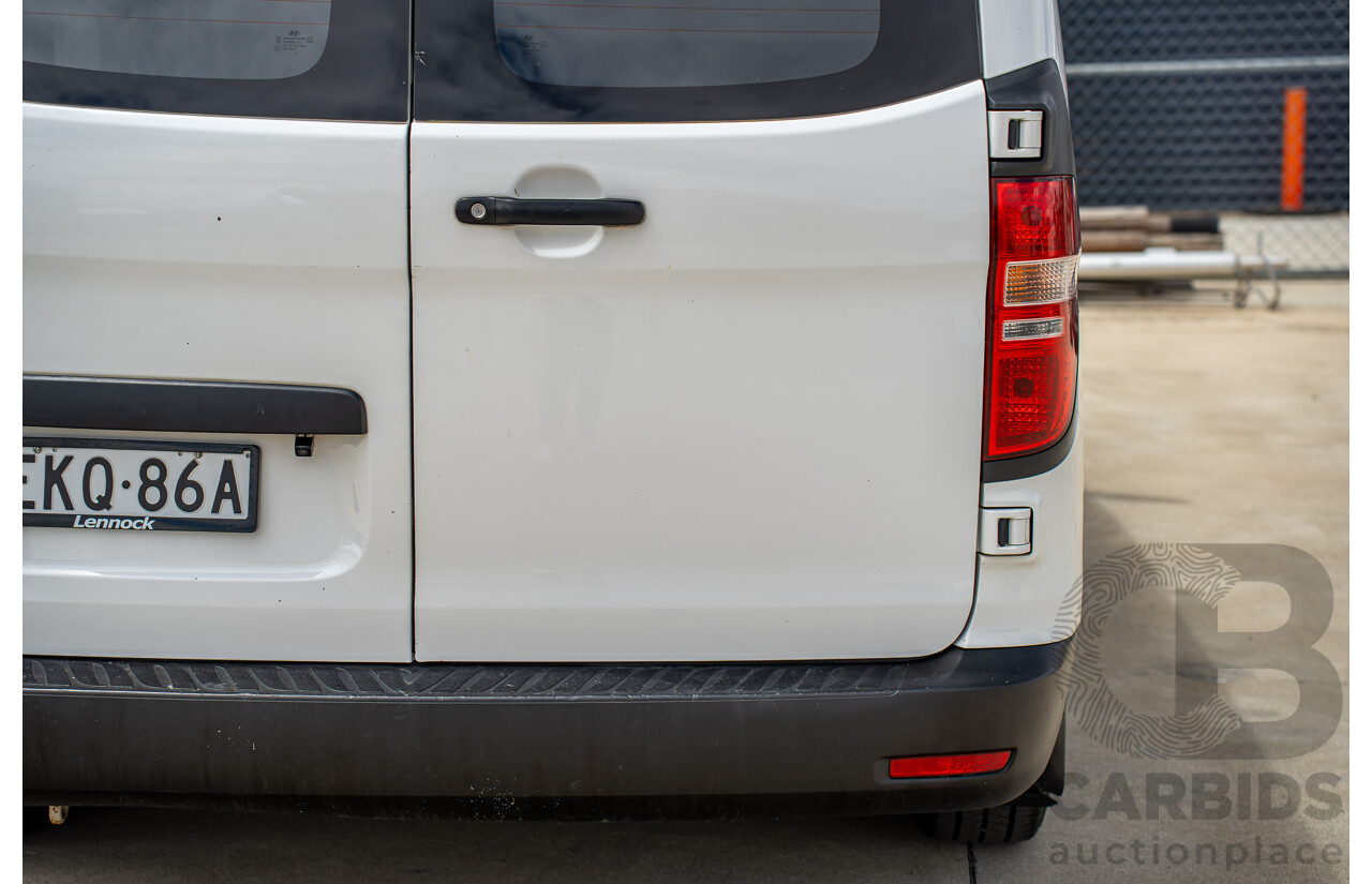 10/2020 Hyundai i-Load 3S TWIN SWING TQ4 MY21 4D Van Creamy White Turbo Diesel 2.5L