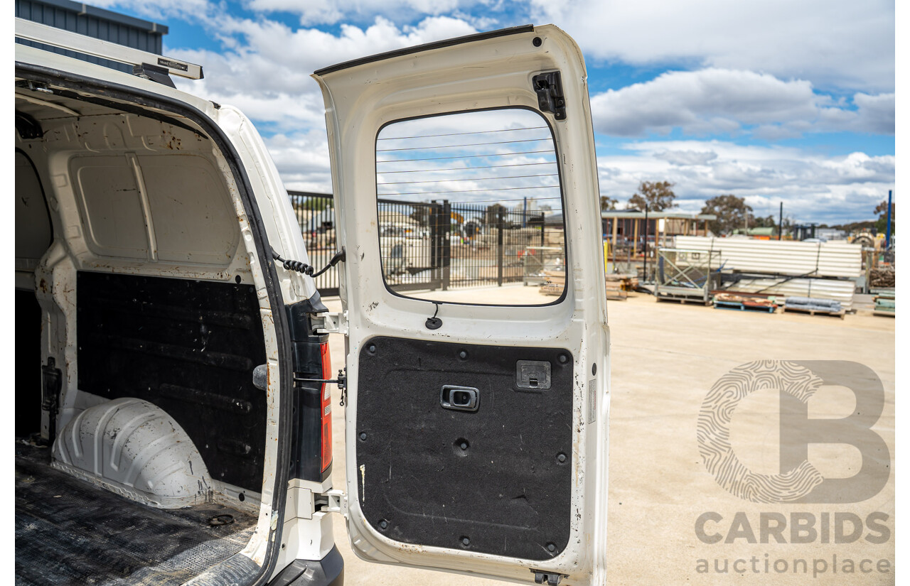 10/2020 Hyundai i-Load 3S TWIN SWING TQ4 MY21 4D Van Creamy White Turbo Diesel 2.5L