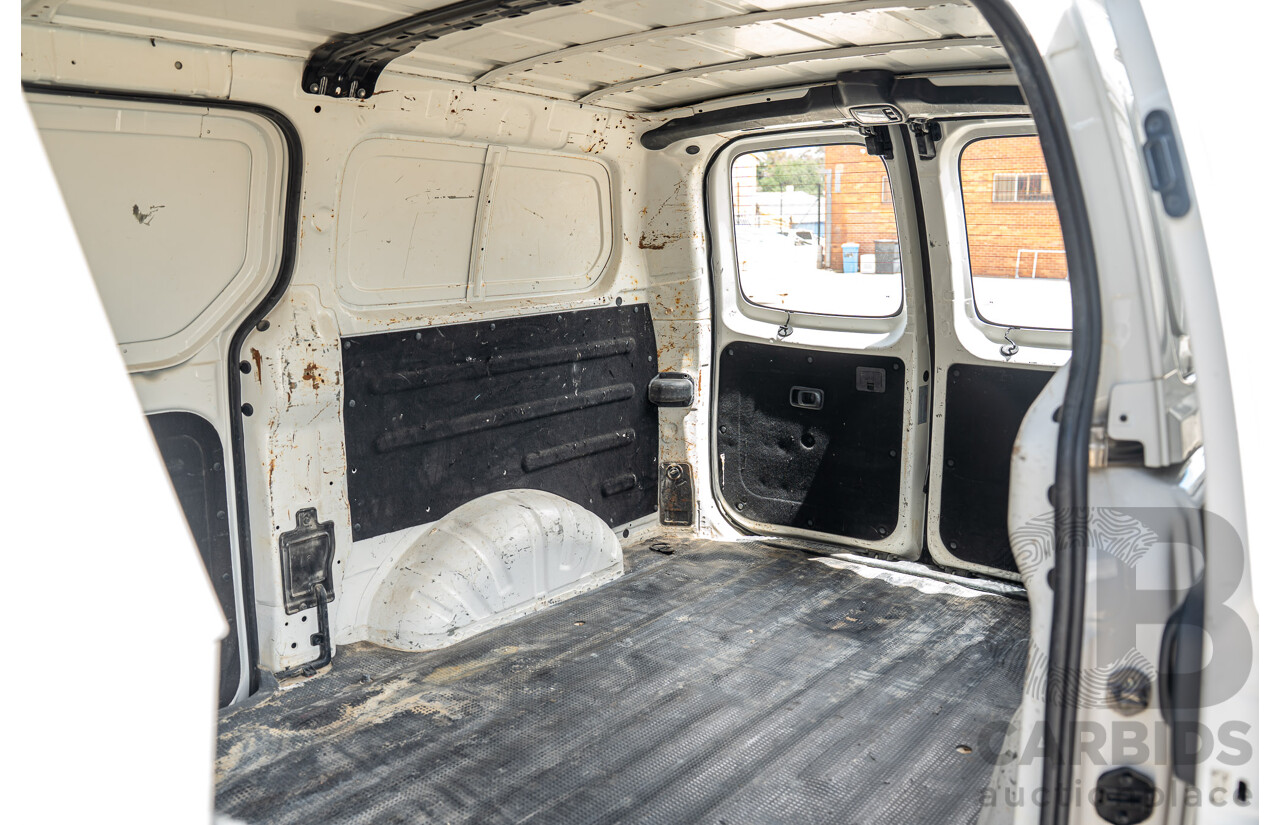 10/2020 Hyundai i-Load 3S TWIN SWING TQ4 MY21 4D Van Creamy White Turbo Diesel 2.5L