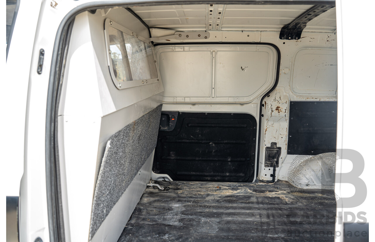 10/2020 Hyundai i-Load 3S TWIN SWING TQ4 MY21 4D Van Creamy White Turbo Diesel 2.5L