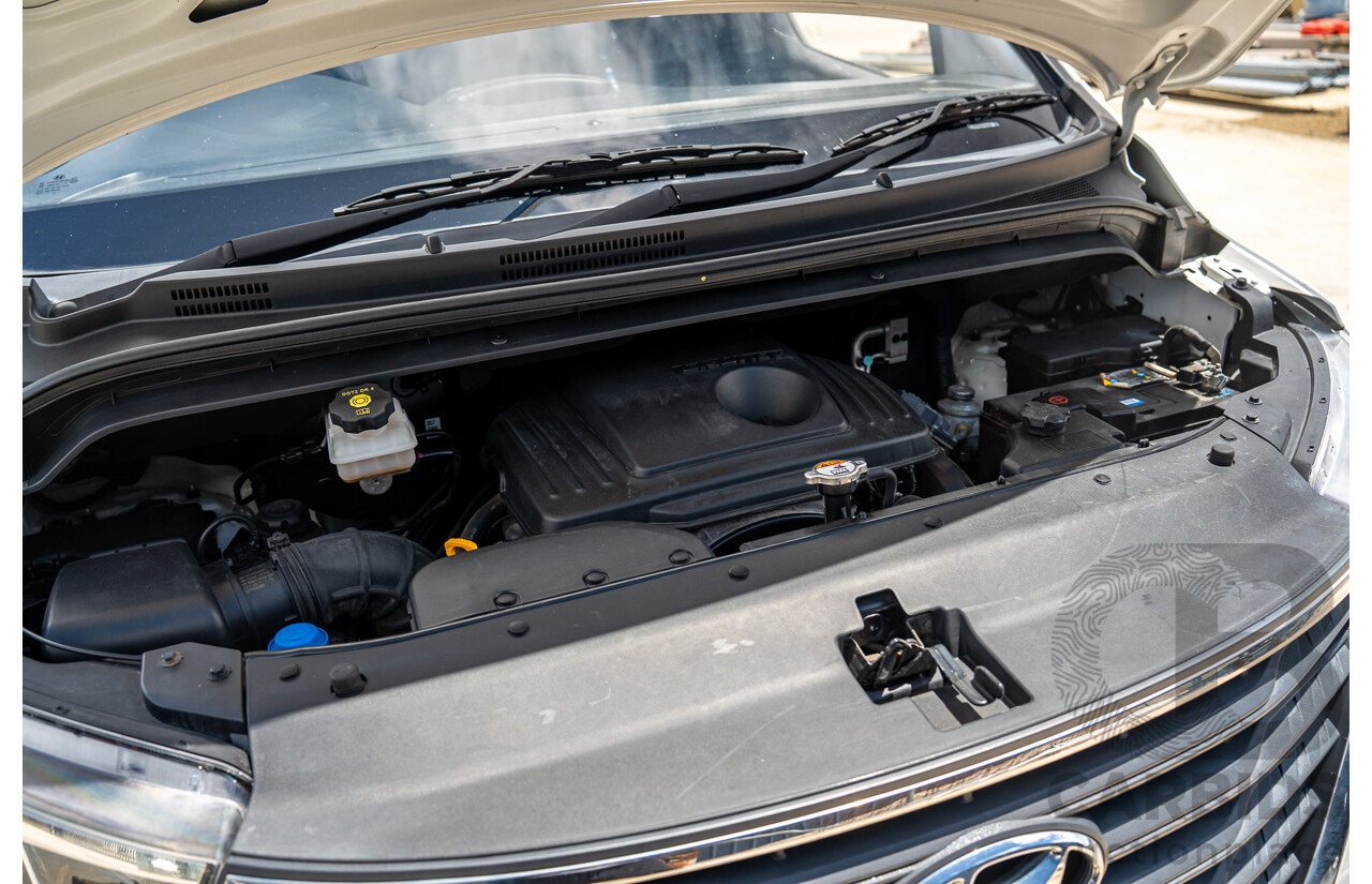 10/2020 Hyundai i-Load 3S TWIN SWING TQ4 MY21 4D Van Creamy White Turbo Diesel 2.5L