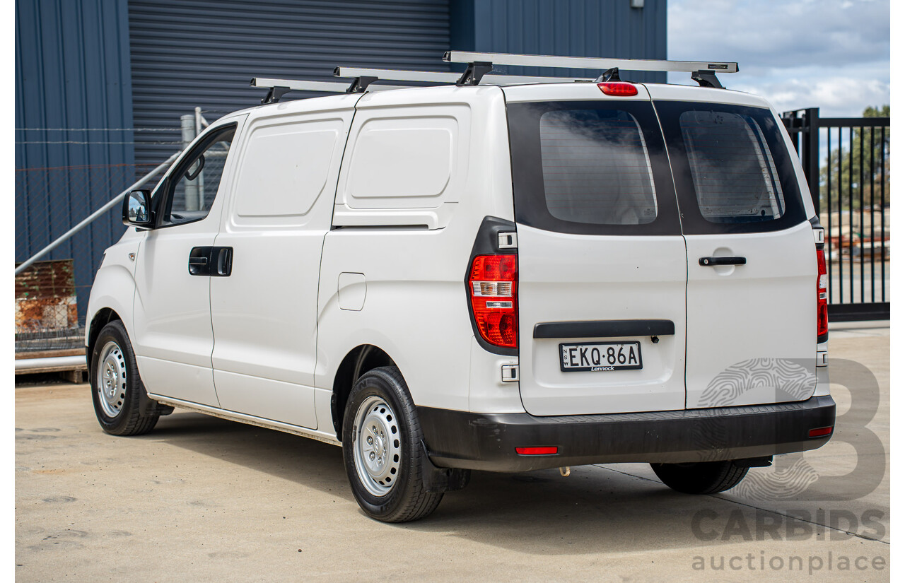 10/2020 Hyundai i-Load 3S TWIN SWING TQ4 MY21 4D Van Creamy White Turbo Diesel 2.5L