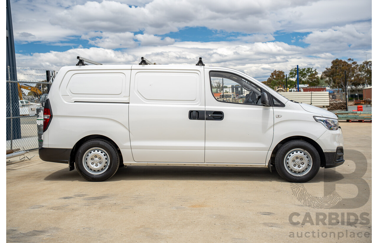 10/2020 Hyundai i-Load 3S TWIN SWING TQ4 MY21 4D Van Creamy White Turbo Diesel 2.5L