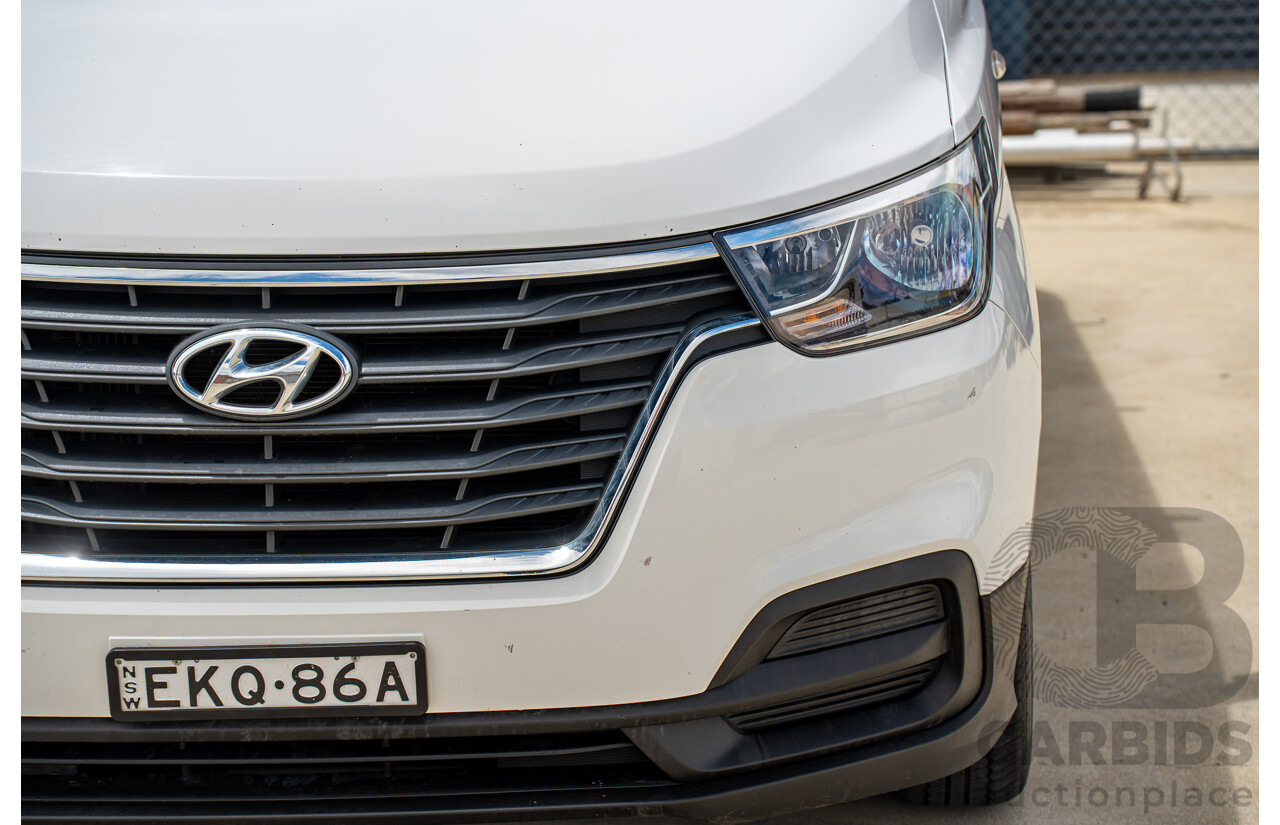 10/2020 Hyundai i-Load 3S TWIN SWING TQ4 MY21 4D Van Creamy White Turbo Diesel 2.5L