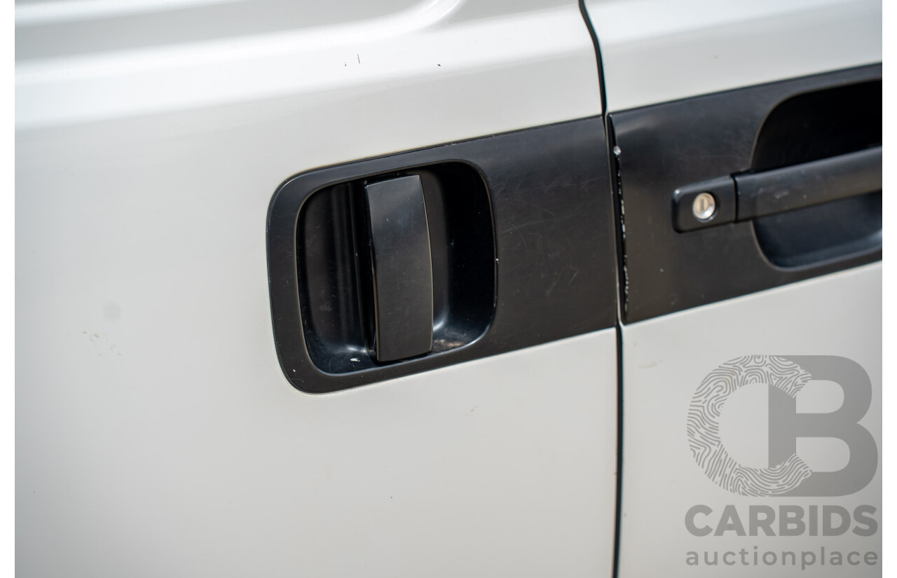 10/2020 Hyundai i-Load 3S TWIN SWING TQ4 MY21 4D Van Creamy White Turbo Diesel 2.5L