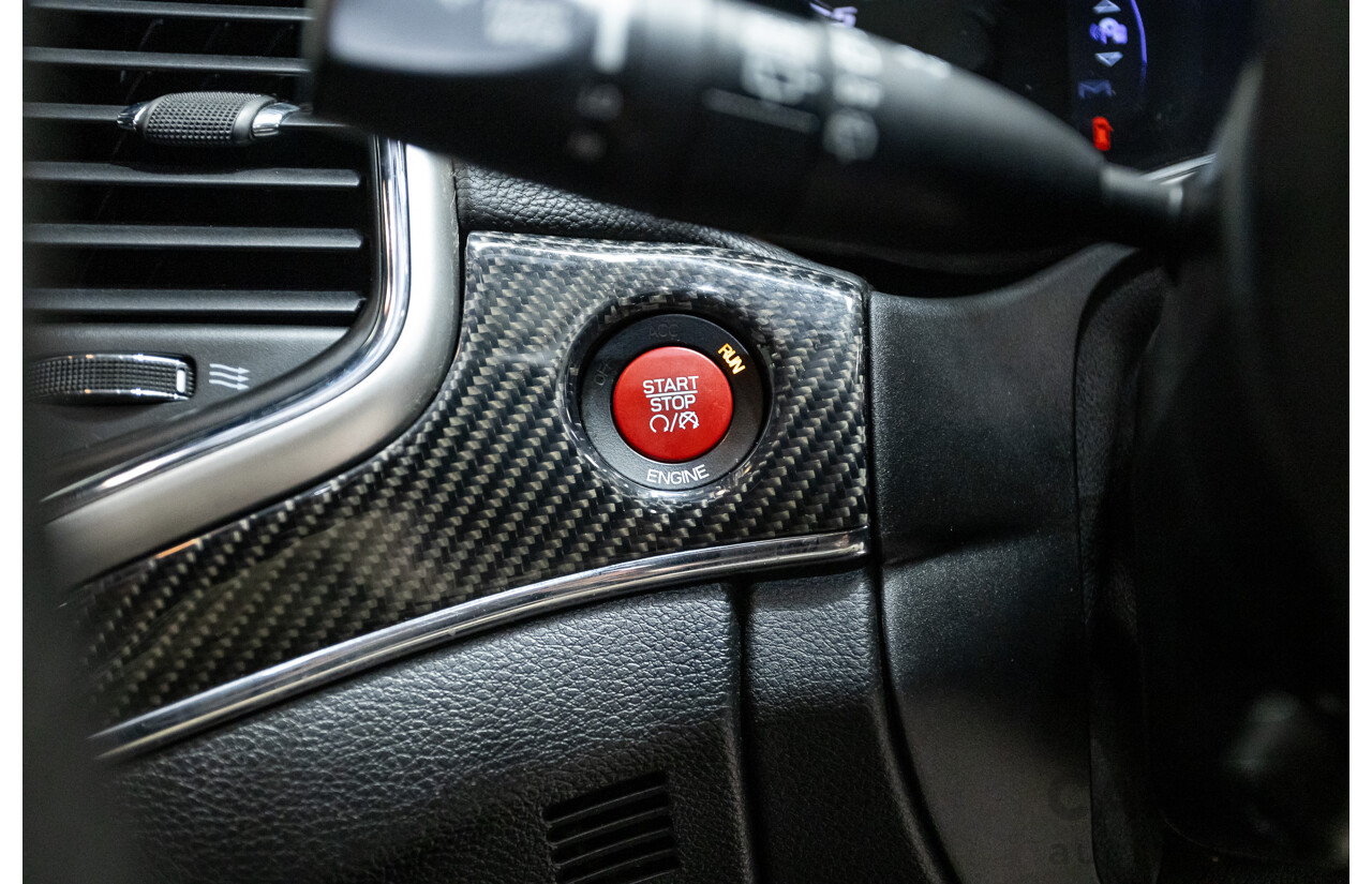 10/2014 Jeep Grand Cherokee SRT 8 (4x4) 4x4 WK MY15 4D Wagon Redline Pearl V8 6.4L