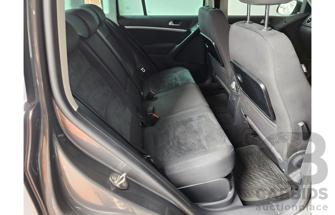 3/2016 Volkswagen Tiguan 132 TSI (4x4) 5NC MY16 4d Wagon Grey 2.0L