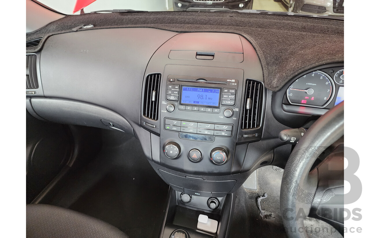 3/2010 Hyundai i30 SX FD MY10 5d Hatchback Red 2.0L