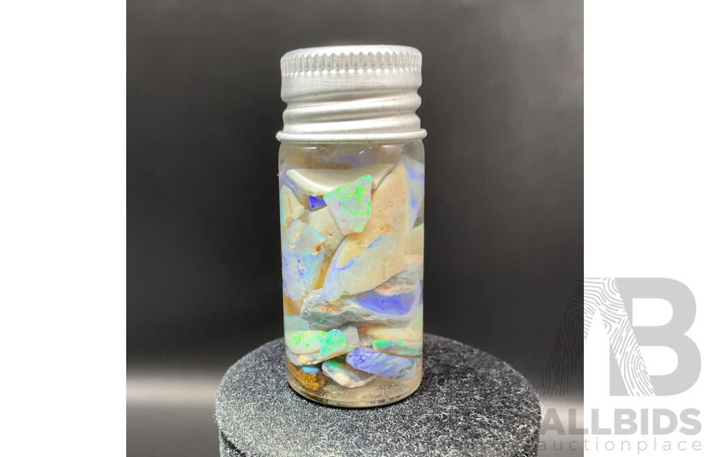 Lightning Ridge, Coober Pedy, Mintabie Opals (58TCW, 62TCW, 68TCW) and Australian Certified OPAL, 5.72ct  - Lot of 4