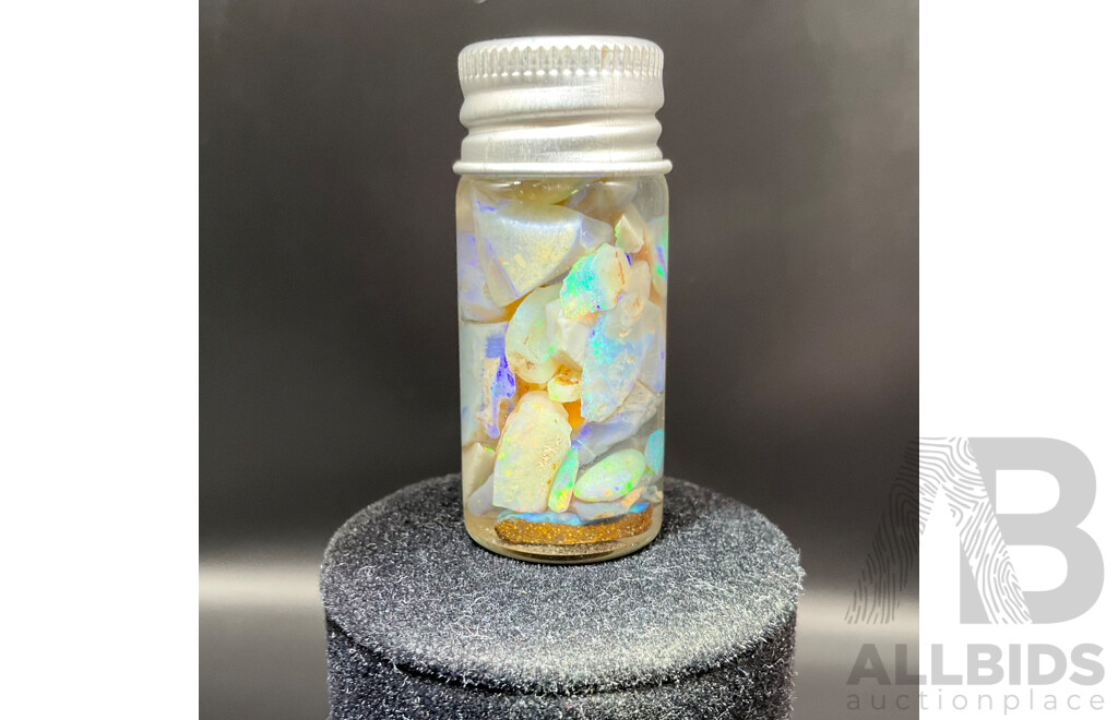 Lightning Ridge, Coober Pedy, Mintabie Opals (58TCW, 62TCW, 68TCW) and Australian Certified OPAL, 5.72ct  - Lot of 4