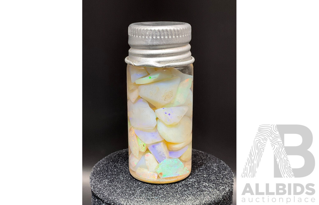 Lightning Ridge, Coober Pedy, Mintabie Opals (58TCW, 62TCW, 68TCW) and Australian Certified OPAL, 5.72ct  - Lot of 4