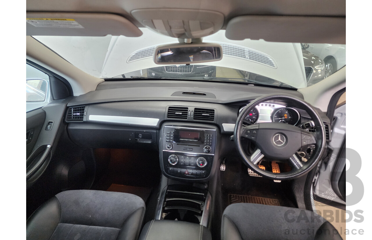 1/2006 Mercedes-Benz R 320 CDI (awd) 251 4d Wagon Silver 3.0L