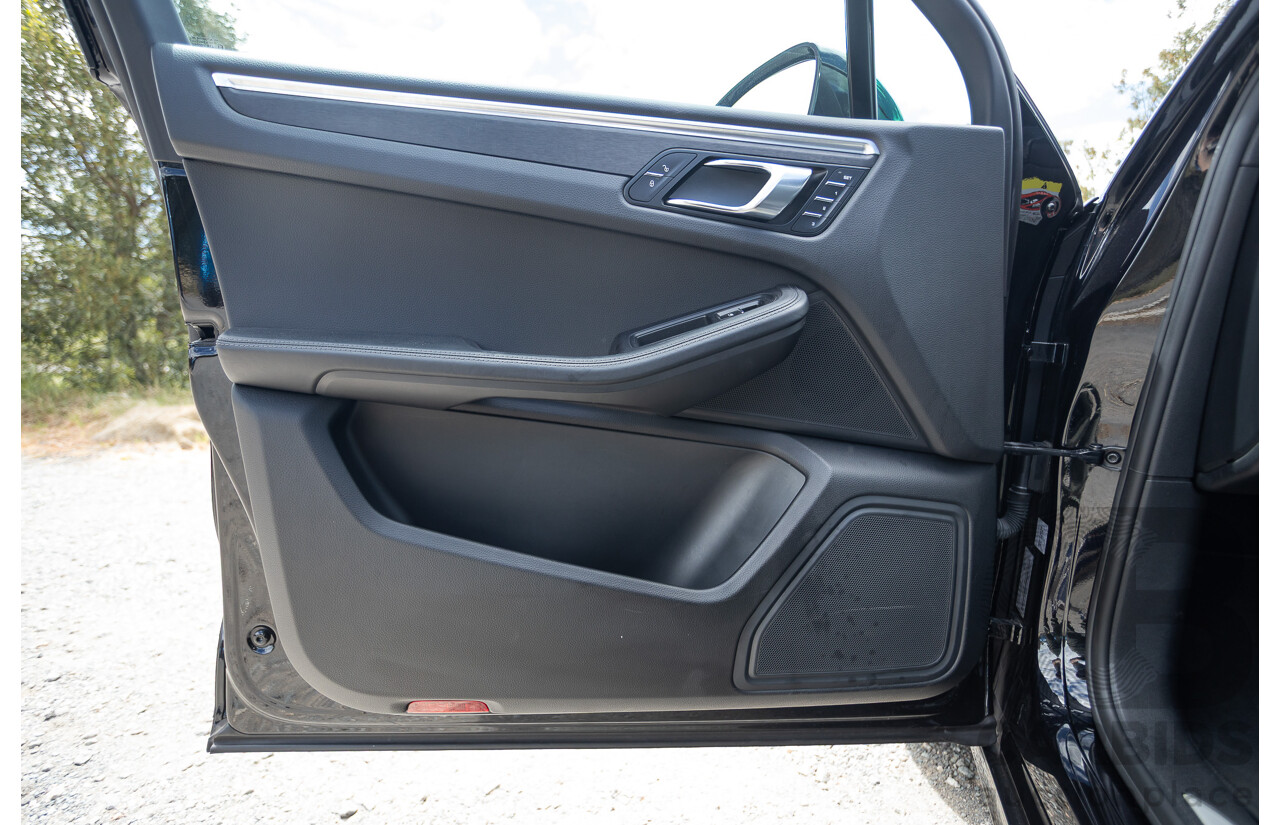 9/2016 Porsche Macan GTS (AWD) 95B MY16 4d Wagon Jet Black Metallic Twin Turbo V6 3.0L - Statutory Write Off