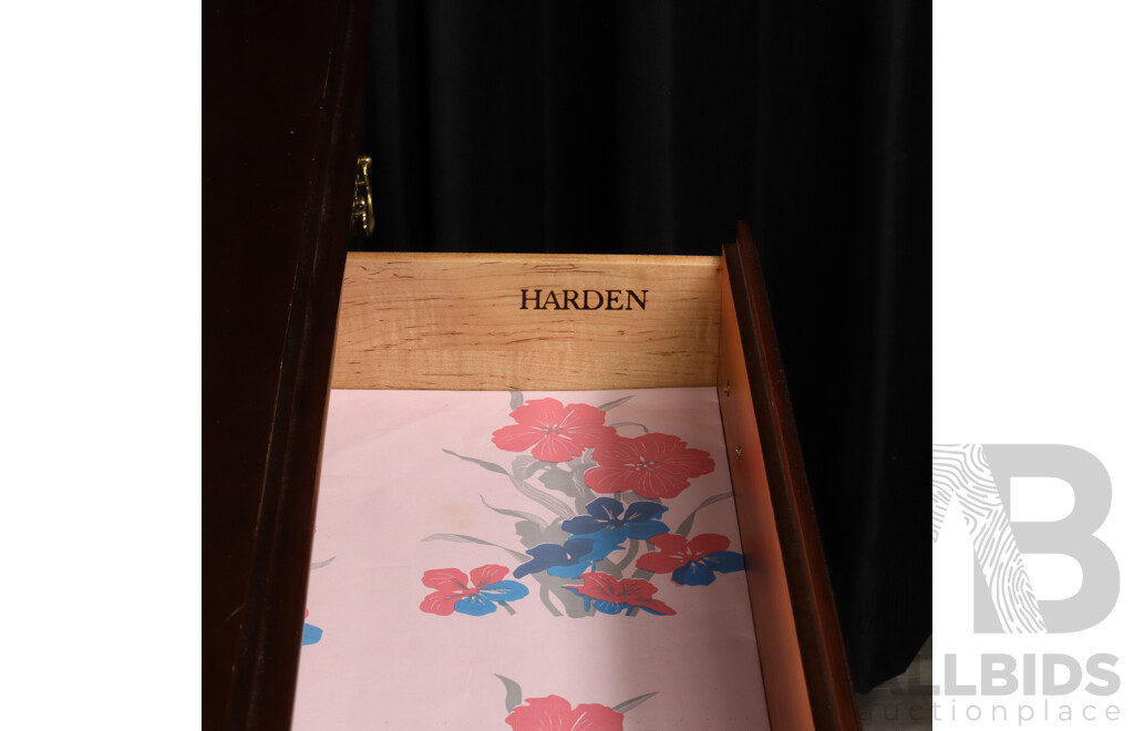 Georgian Style Mahogany 11 Drawer Dresser by Brandywine Furniture