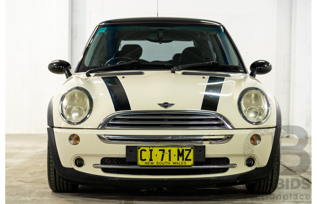 1/2005 Mini Cooper R50 2d Hatchback Pepper White 1.6L