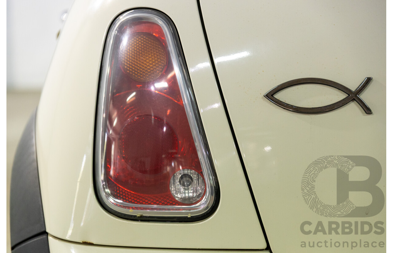 1/2005 Mini Cooper R50 2d Hatchback Pepper White 1.6L
