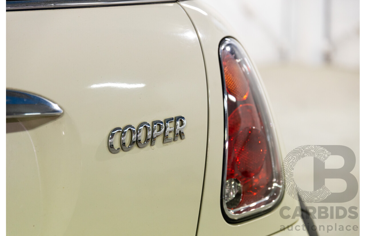 1/2005 Mini Cooper R50 2d Hatchback Pepper White 1.6L