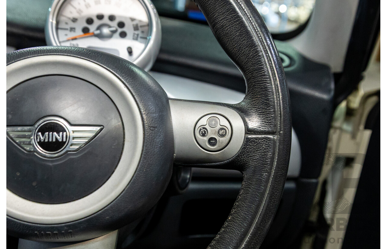 1/2005 Mini Cooper R50 2d Hatchback Pepper White 1.6L