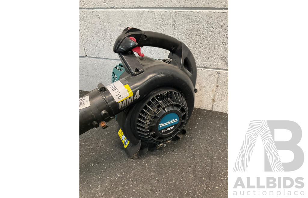 MAKITA (BHX2500) Petrol Blower