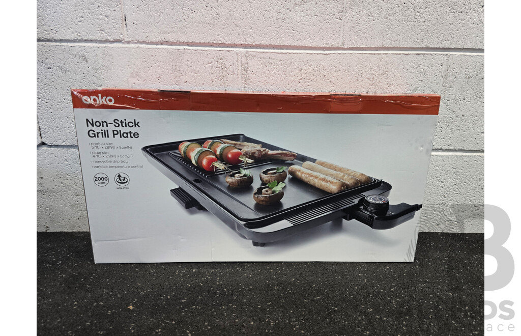 Assorted Houshold Items Including ANKO 1.7l Kettle and Non-stick Grill Plate