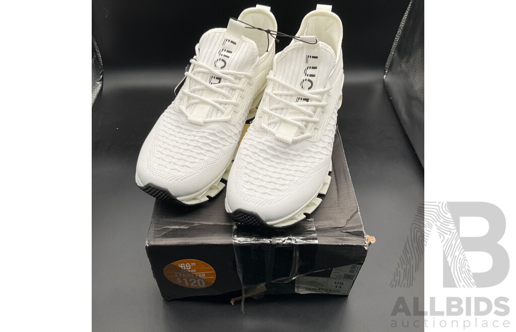ADIDAS NMD_ R1.V2 Size US11 & LUCID White/Black Shoes Size US13