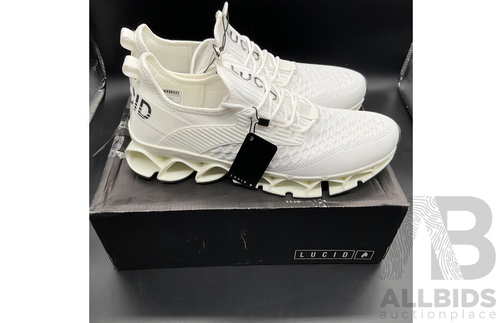 ADIDAS NMD_ R1.V2 Size US11 & LUCID White/Black Shoes Size US13