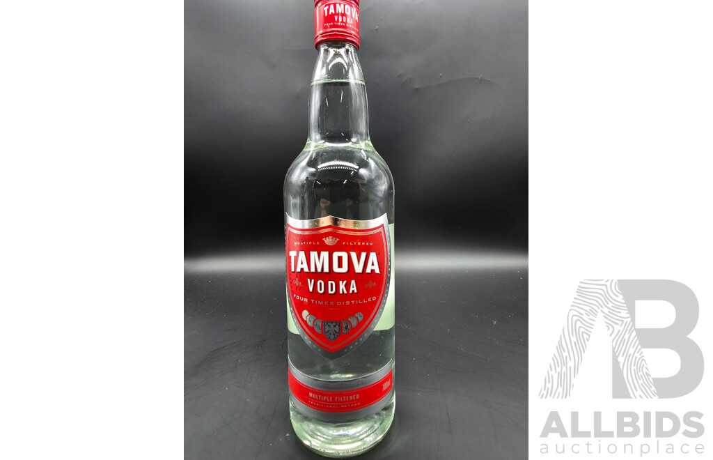 Darleys Dry Gin 700ml and Tamova Vodka 700ml