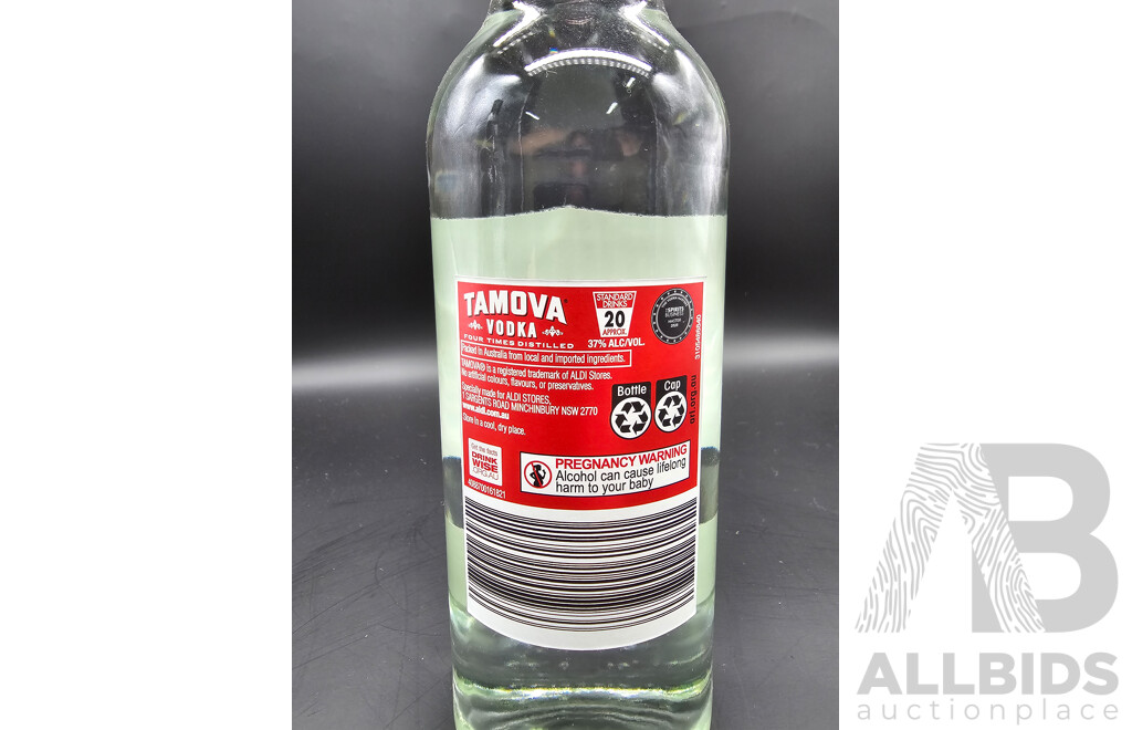 Darleys Dry Gin 700ml and Tamova Vodka 700ml