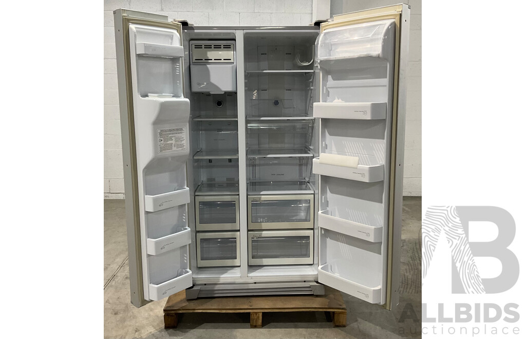 SAMSUNG Side-be-side Refrigerator (SRS582DRKGM)