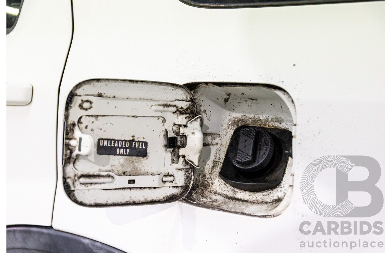 8/2002 Honda CR-V (4x4) MY02 4d Wagon Taffeta White 2.4L