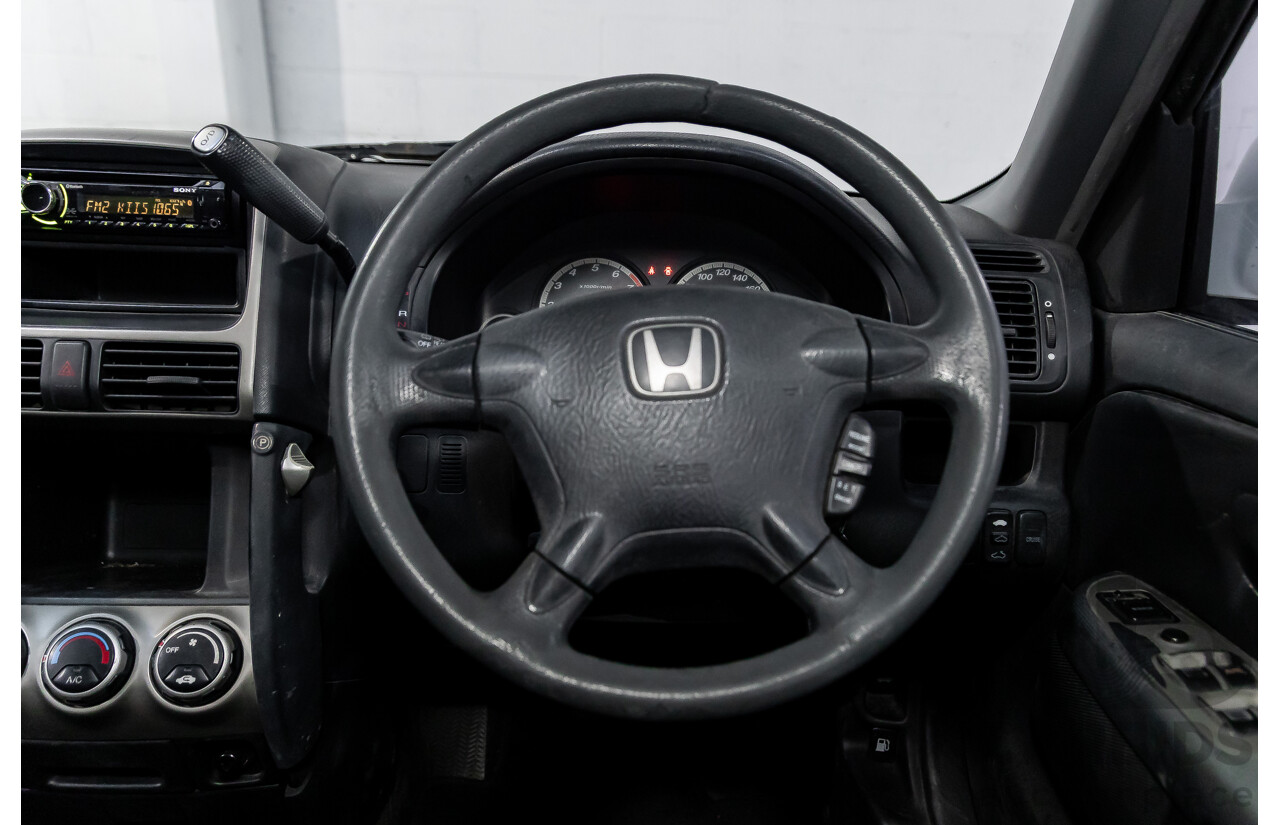 8/2002 Honda CR-V (4x4) MY02 4d Wagon Taffeta White 2.4L