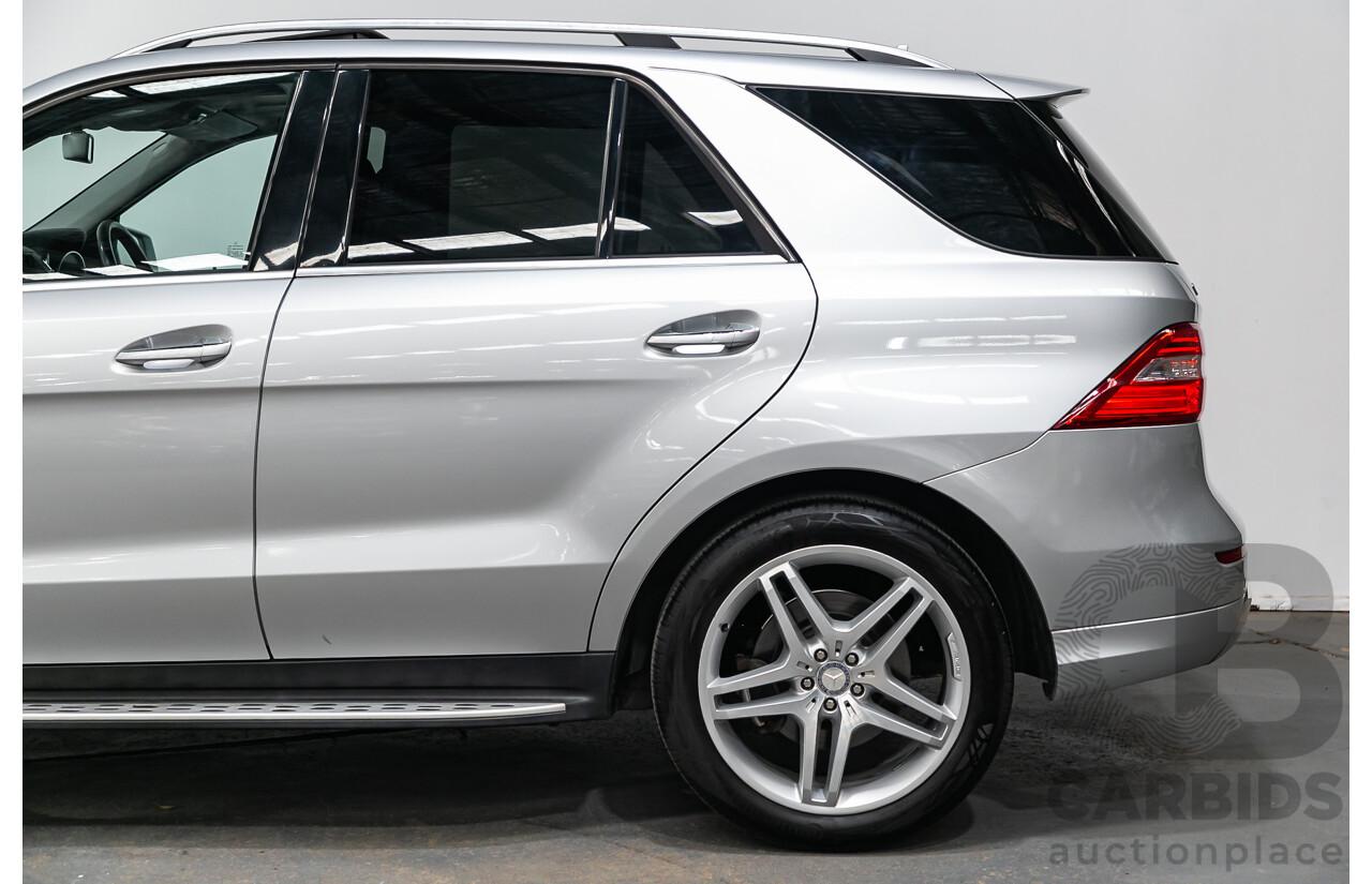 3/2014 Mercedes Benz ML 400 (4x4) AMG Sports Pack 166 MY14 4d Wagon Iridium Silver Metallic Twin Turbo V6 3.0L