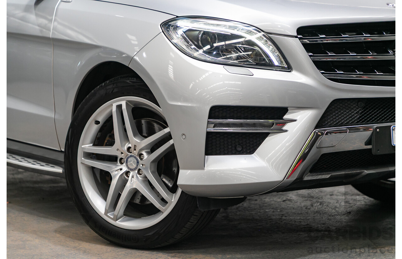 3/2014 Mercedes Benz ML 400 (4x4) AMG Sports Pack 166 MY14 4d Wagon Iridium Silver Metallic Twin Turbo V6 3.0L