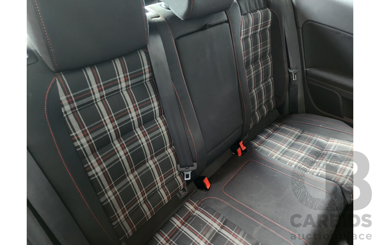 10/2009 Volkswagen Golf GTi 1K MY10 3d Hatchback Black 2.0L