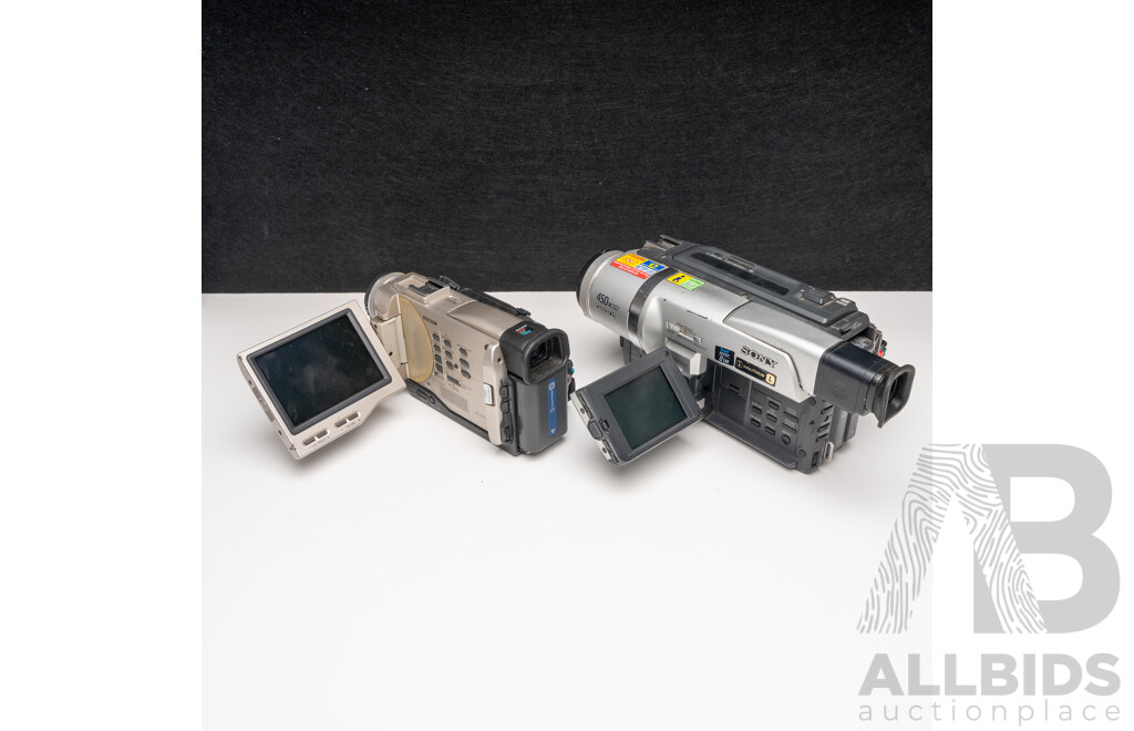 Sony Digital Video Camera Recorders DCR-TRV120 and DCR-TRV10 with Carl Zeiss Optics